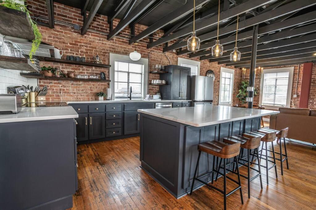The Loft At 113 - Gateway To The North Texas Hill Country Διαμέρισμα Muenster Εξωτερικό φωτογραφία
