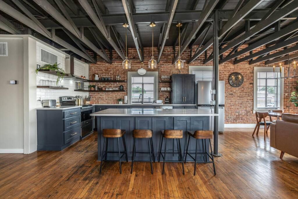 The Loft At 113 - Gateway To The North Texas Hill Country Διαμέρισμα Muenster Εξωτερικό φωτογραφία