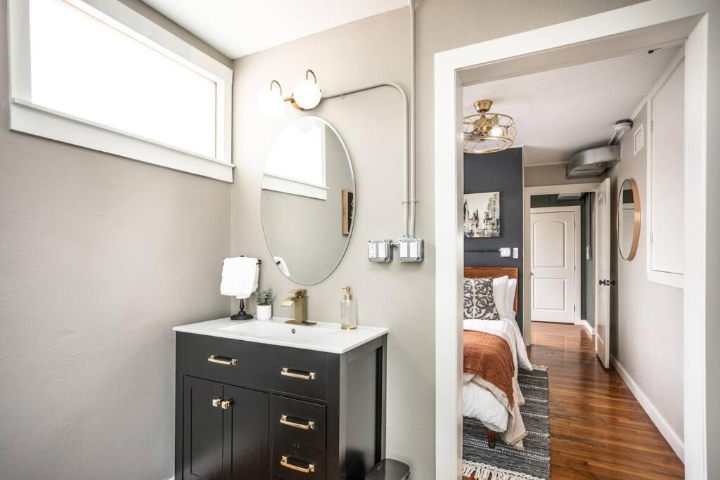 The Loft At 113 - Gateway To The North Texas Hill Country Διαμέρισμα Muenster Εξωτερικό φωτογραφία
